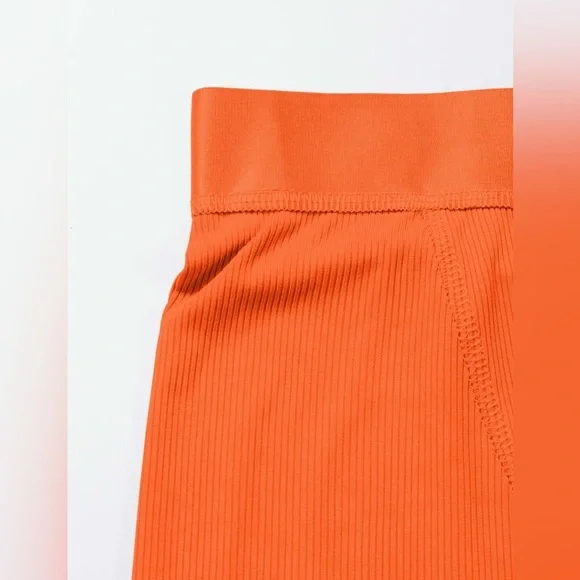 Women’s two piece pants set. Casual short sleeve round neck tee and leggings. - Picture 6 of 6